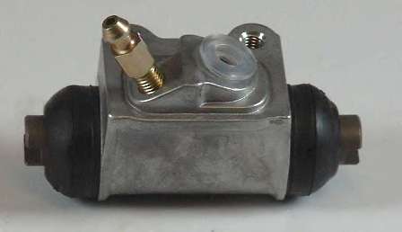 Колесный тормозной цилиндр