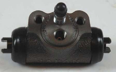 Колесный тормозной цилиндр