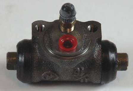 Колесный тормозной цилиндр