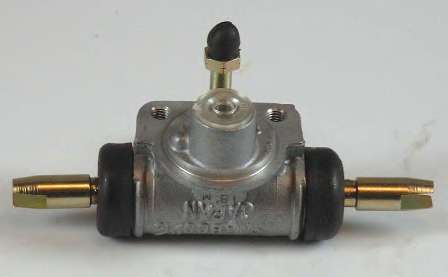 Колесный тормозной цилиндр