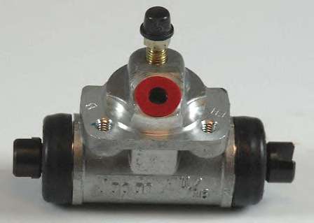 Колесный тормозной цилиндр