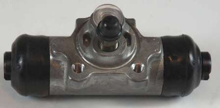 Колесный тормозной цилиндр
