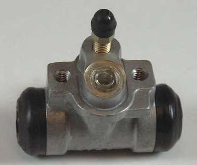 Колесный тормозной цилиндр