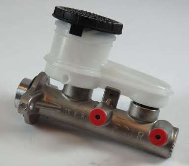 Главный тормозной цилиндр