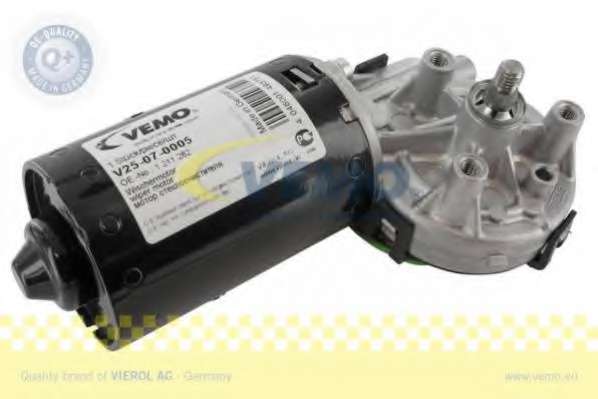 Двигатель стеклоочистителя