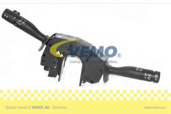 Выключатель, головной свет. Мигающий указатель. Переключатель стеклоочистителя. Выключатель на колонке рулевого управления