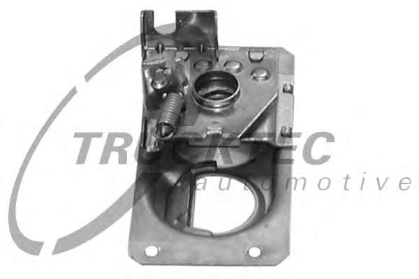 Замок капота