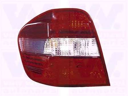 Задний фонарь