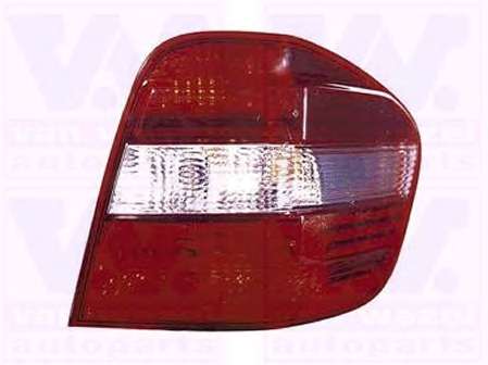 Задний фонарь