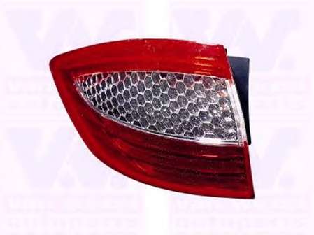 Задний фонарь