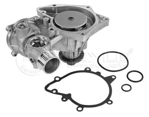 Помпа води BMW 5 (E39) 540i 96-03