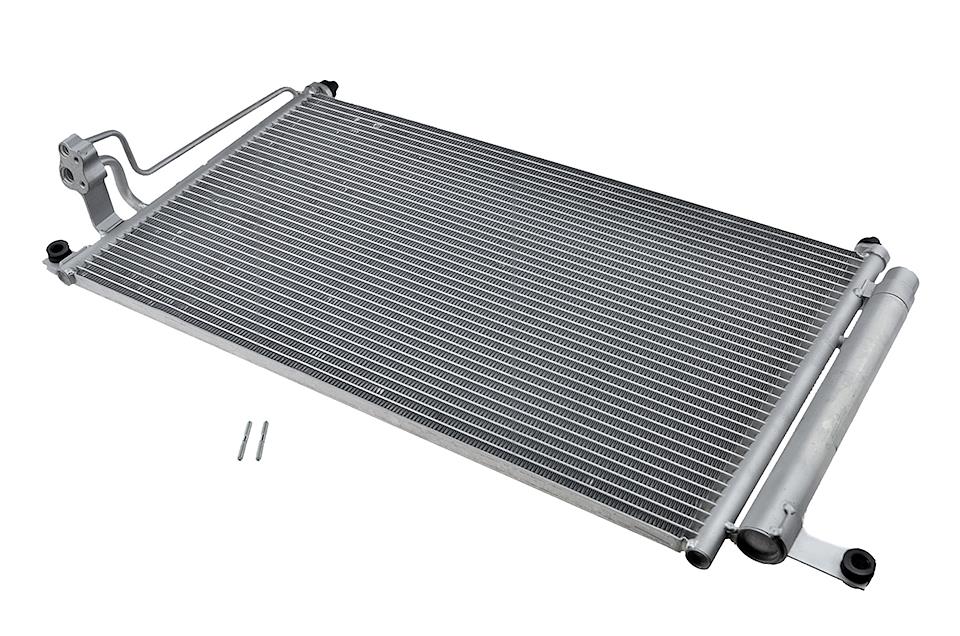 Радіатор кондиціонера в зборі