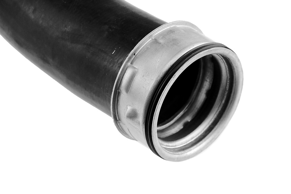 Патрубок інтеркулера