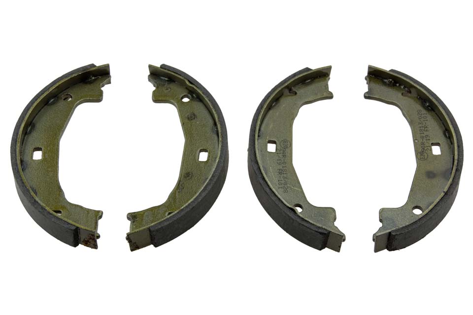 Тормозные колодки барабанные bmw e46 01-, e91 touring 05-, f30 11-, f31 touring 11- /diameter=161mm/