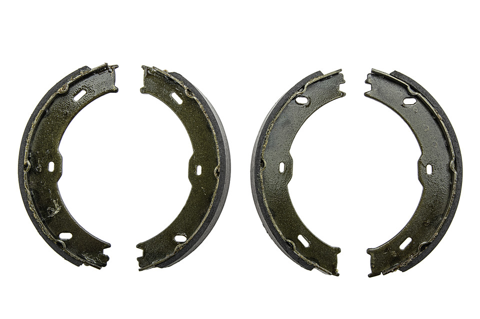 Тормозные колодки барабанные mercedes sprinter 06-, vw crafter 06- /diameter=180mm/