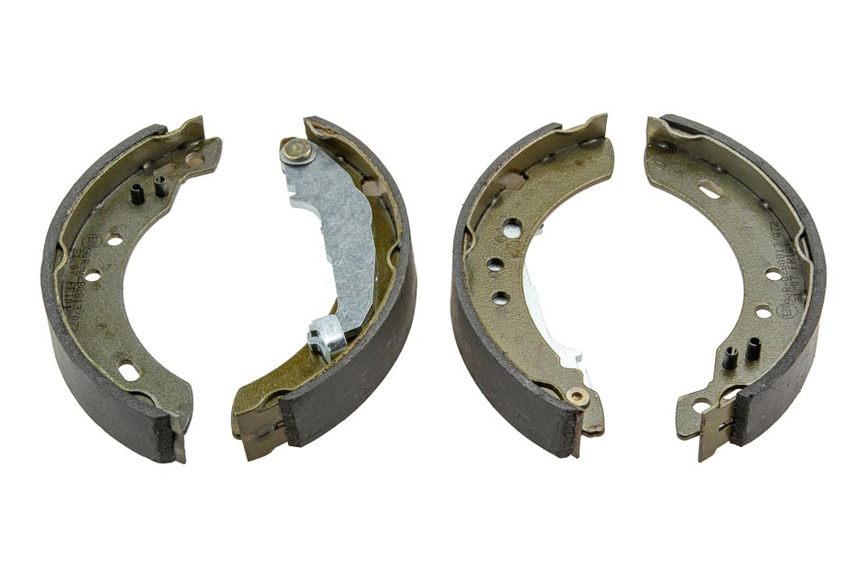 Тормозные колодки барабанные nissan micra k11 93-03
