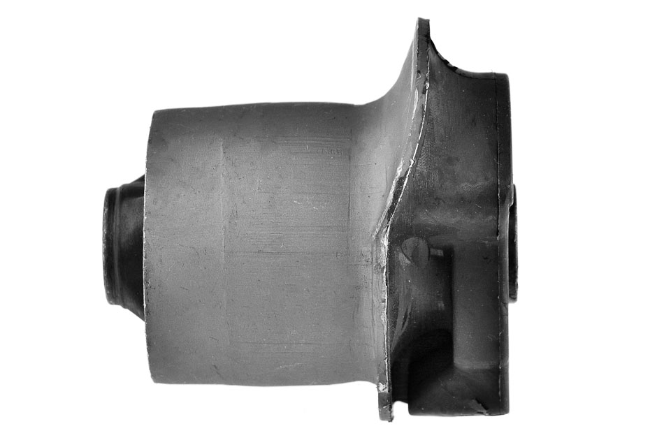 Втулка балки задн. toyota yaris 99-05, scion 03-06