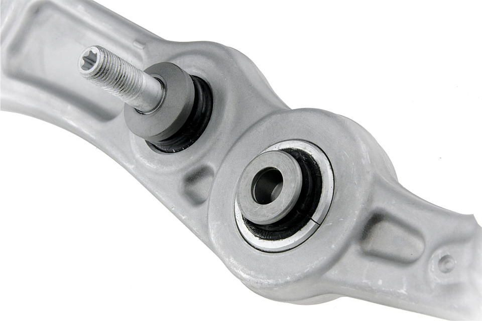 Рычаг передн. mercedes c-klasa 14- /lower, rear right zawieszenie standardowe/