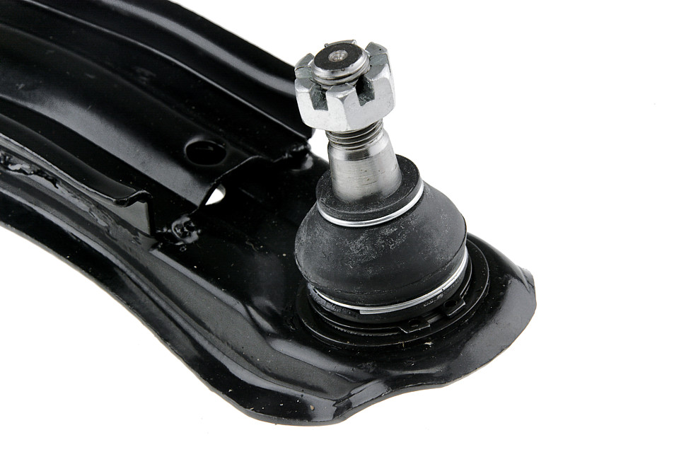 Рычаг передн. nissan almera n15 95- /lower right/
